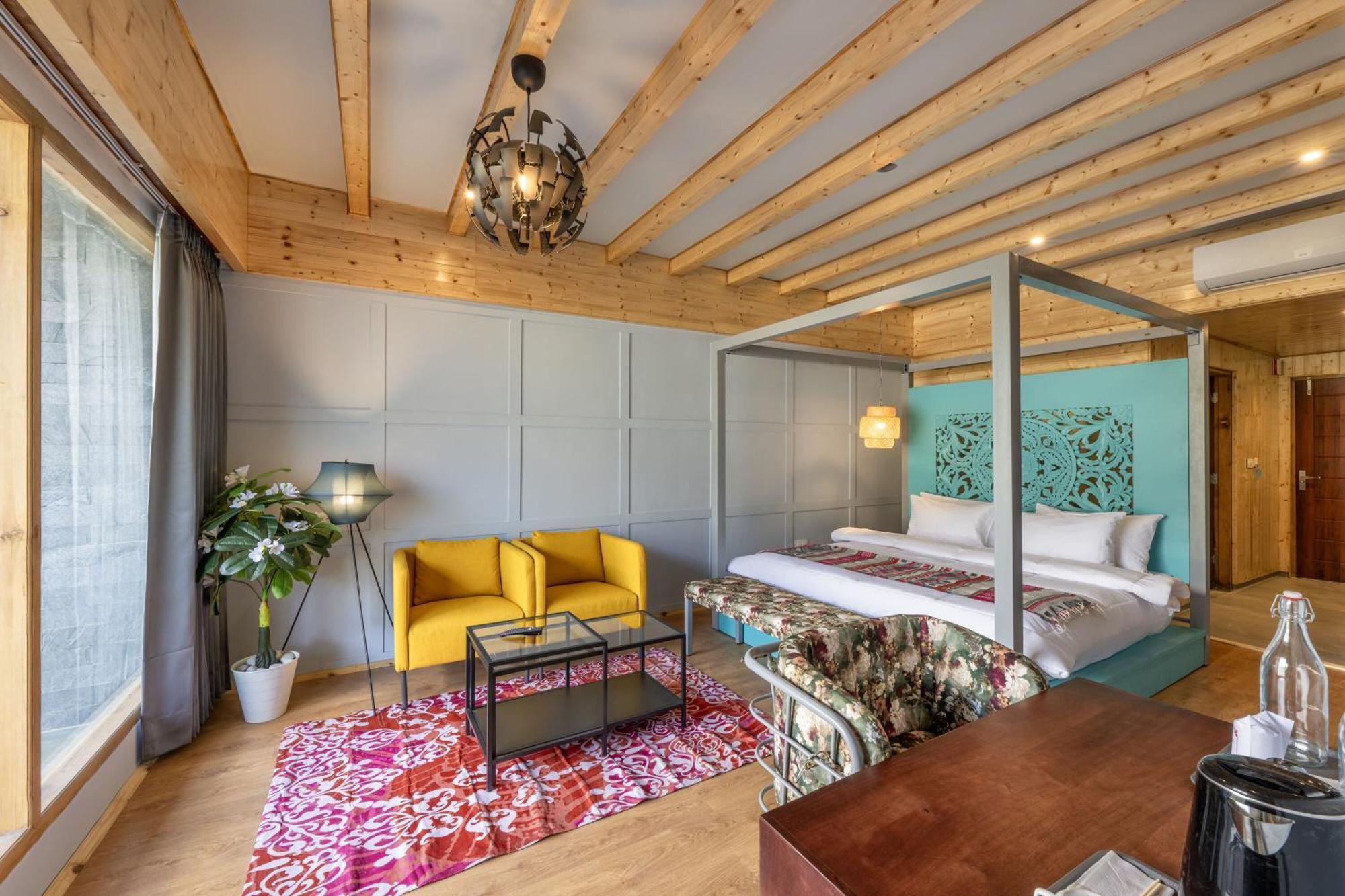Echor Himalayan Heights Luxe Manali Hotel Exterior photo